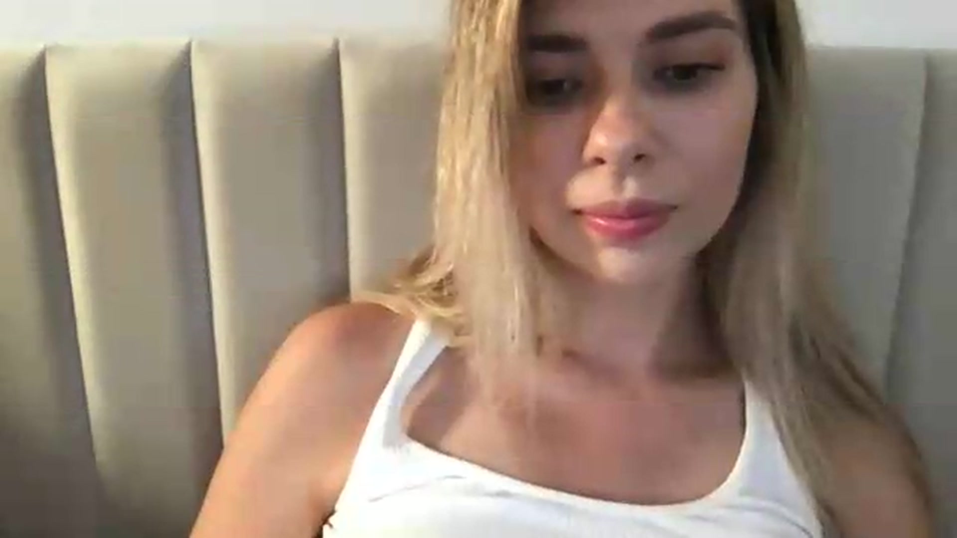 Gallery image thumbnail from neverinmylife's myfreecams stream on, 07/09/2026, 13:10 image 15 of 20