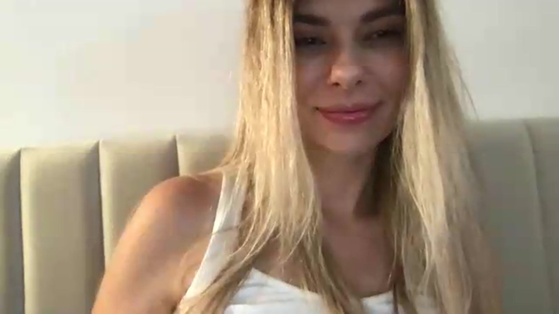 Gallery image thumbnail from neverinmylife's myfreecams stream on, 07/09/2026, 13:10 image 3 of 20