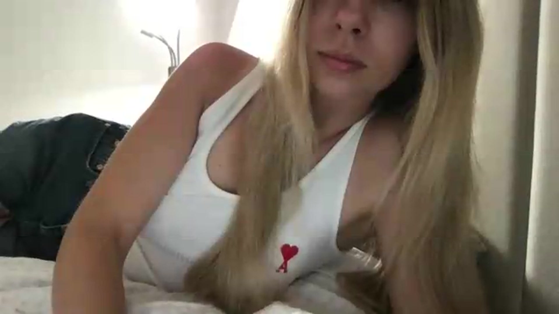 Gallery image thumbnail from neverinmylife's myfreecams stream on, 07/15/2026, 11:56 image 5 of 20