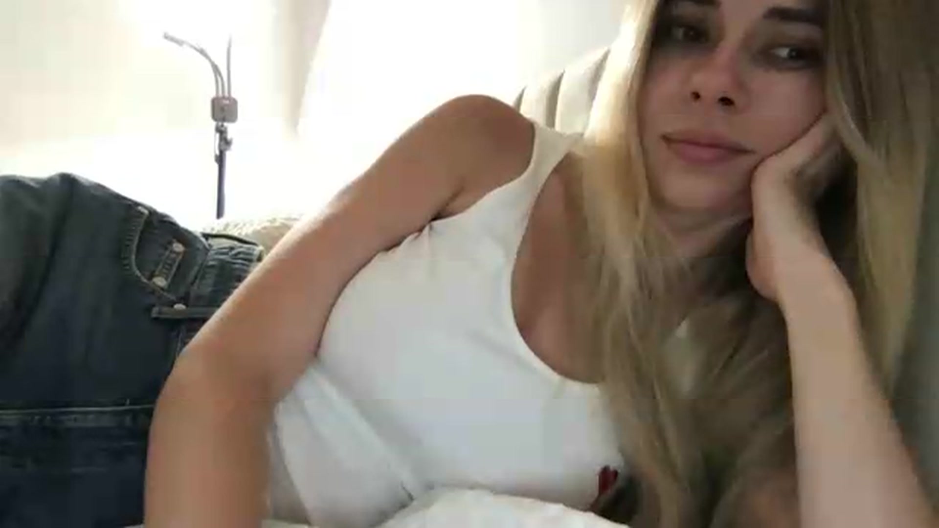 Gallery image thumbnail from neverinmylife's myfreecams stream on, 07/15/2026, 11:56 image 12 of 20