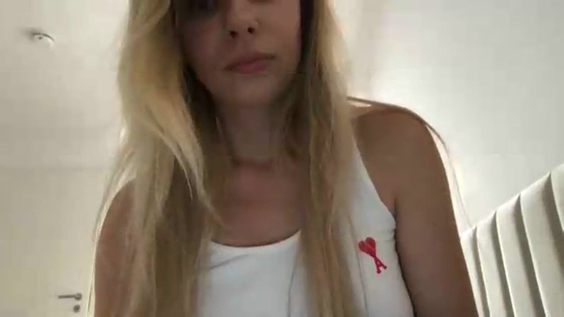 Gallery image thumbnail from neverinmylife's myfreecams stream on, 07/15/2026, 13:17 image 18 of 20