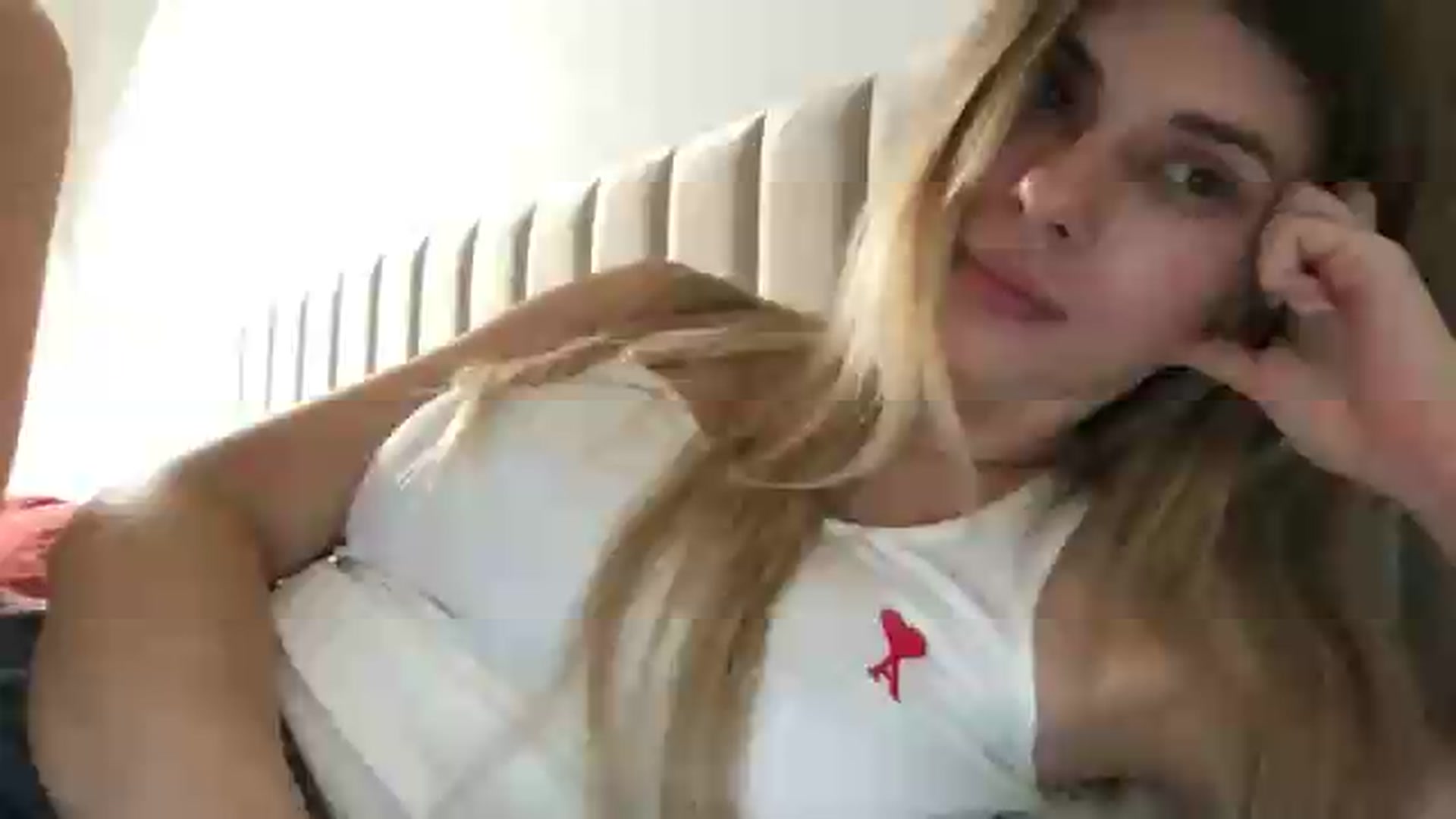 Gallery image thumbnail from neverinmylife's myfreecams stream on, 07/15/2026, 22:56 image 9 of 20