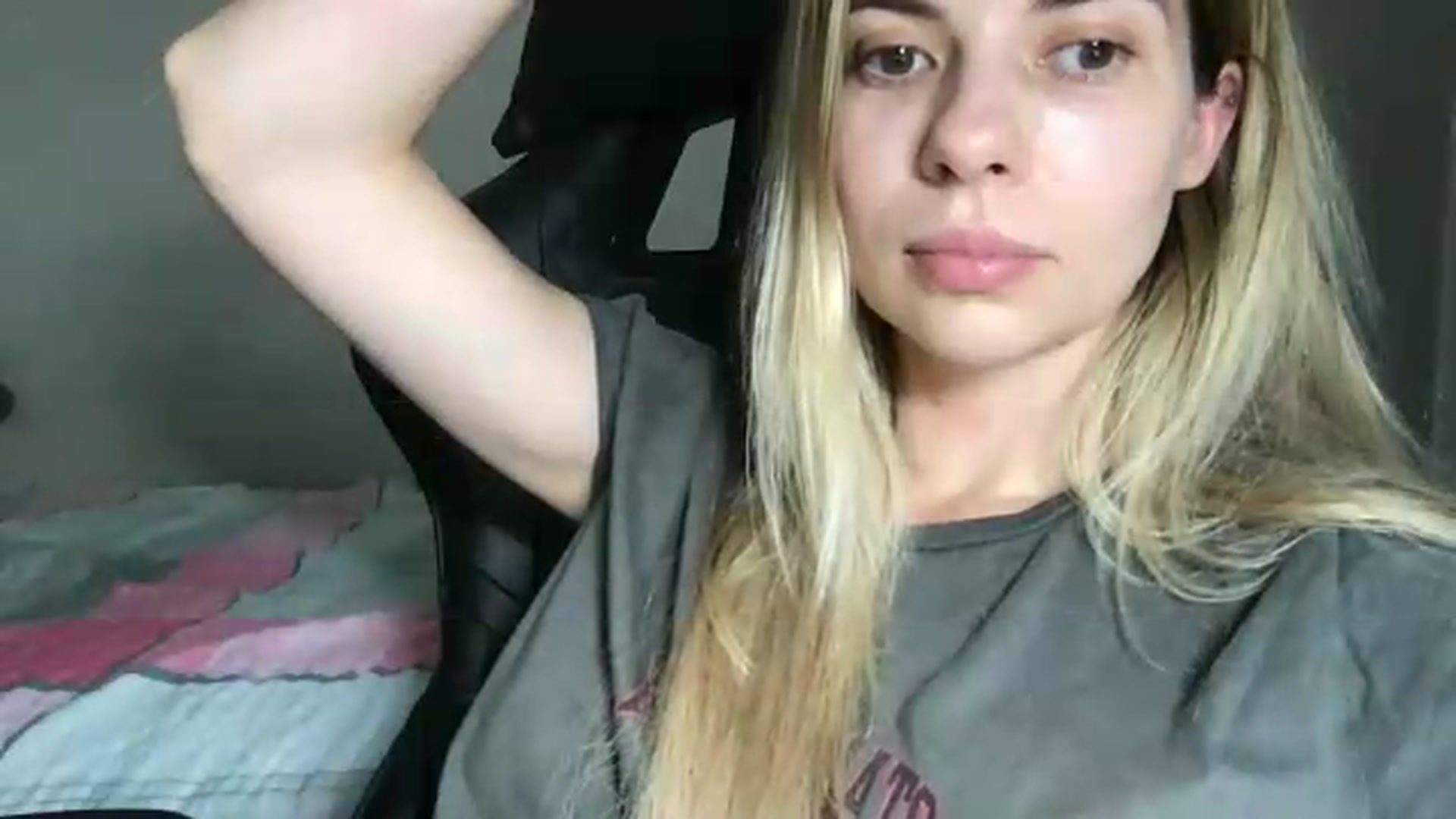 Gallery image thumbnail from neverinmylife's myfreecams stream on, 07/18/2026, 13:42 image 18 of 20