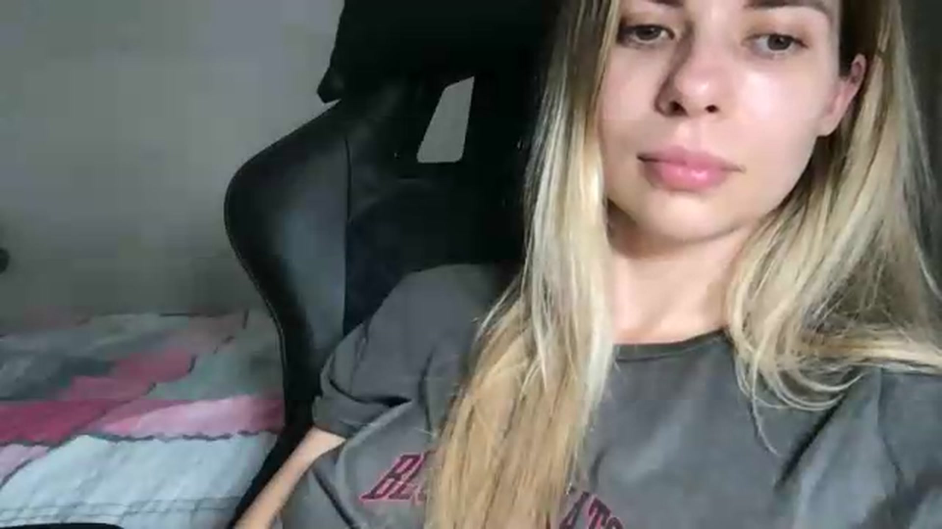 Gallery image thumbnail from neverinmylife's myfreecams stream on, 07/18/2026, 13:42 image 16 of 20