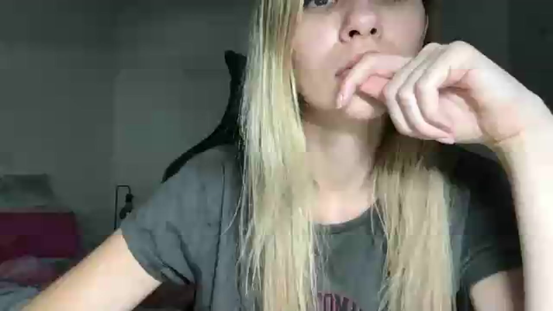 Gallery image thumbnail from neverinmylife's myfreecams stream on, 07/18/2026, 14:47 image 1 of 20