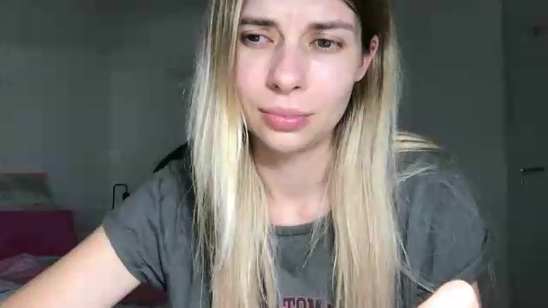 Gallery image thumbnail from neverinmylife's myfreecams stream on, 07/18/2026, 14:47 image 17 of 20
