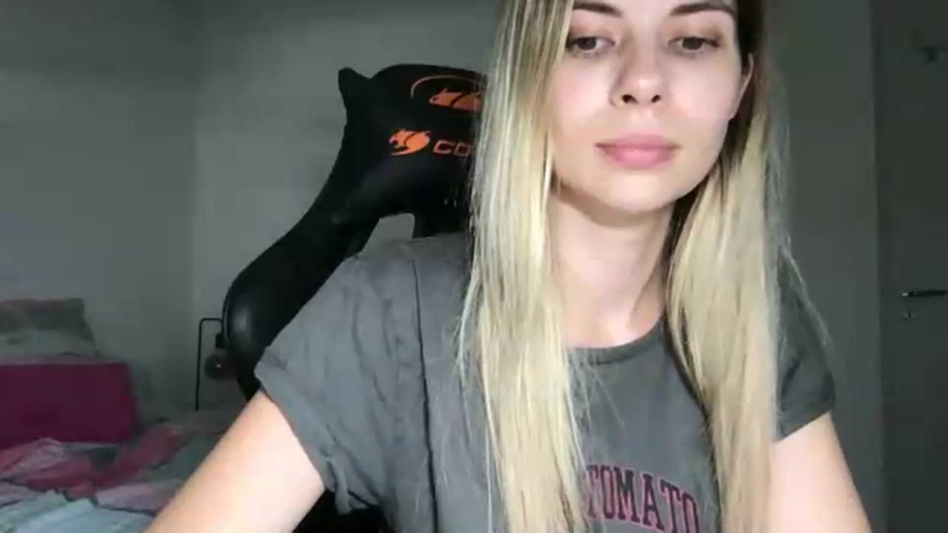 Gallery image thumbnail from neverinmylife's myfreecams stream on, 07/18/2026, 14:47 image 6 of 20
