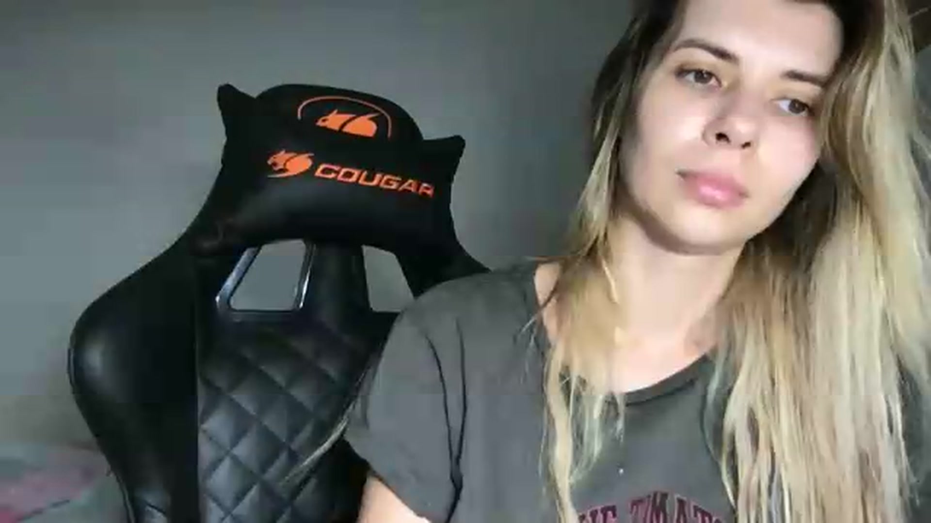 Gallery image thumbnail from neverinmylife's myfreecams stream on, 07/19/2026, 13:44 image 16 of 20