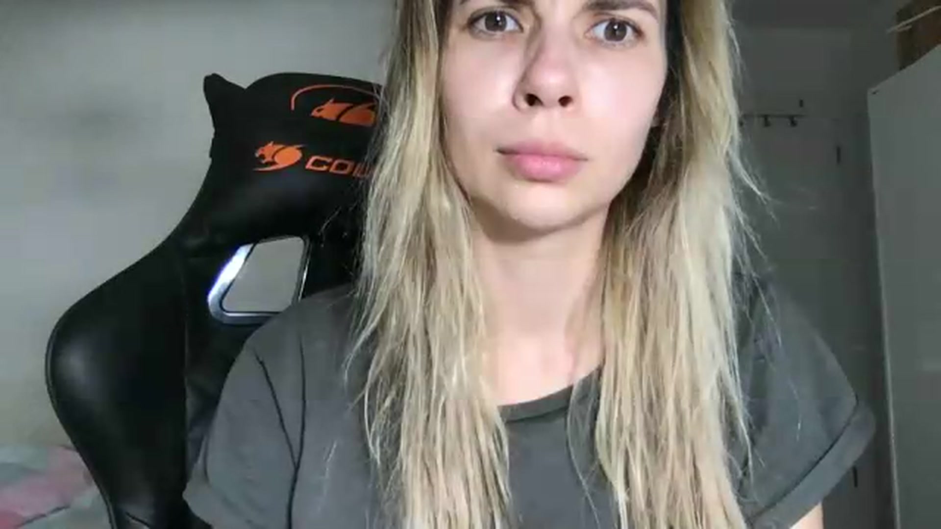 Gallery image thumbnail from neverinmylife's myfreecams stream on, 07/19/2026, 13:44 image 18 of 20