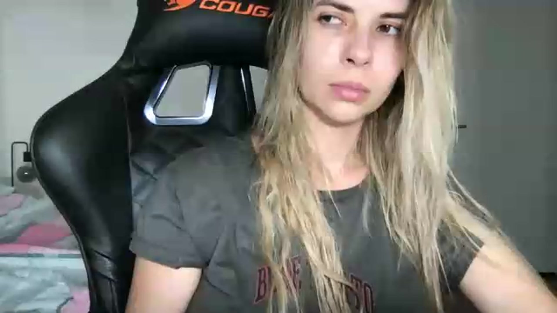 Gallery image thumbnail from neverinmylife's myfreecams stream on, 07/19/2026, 13:44 image 7 of 20