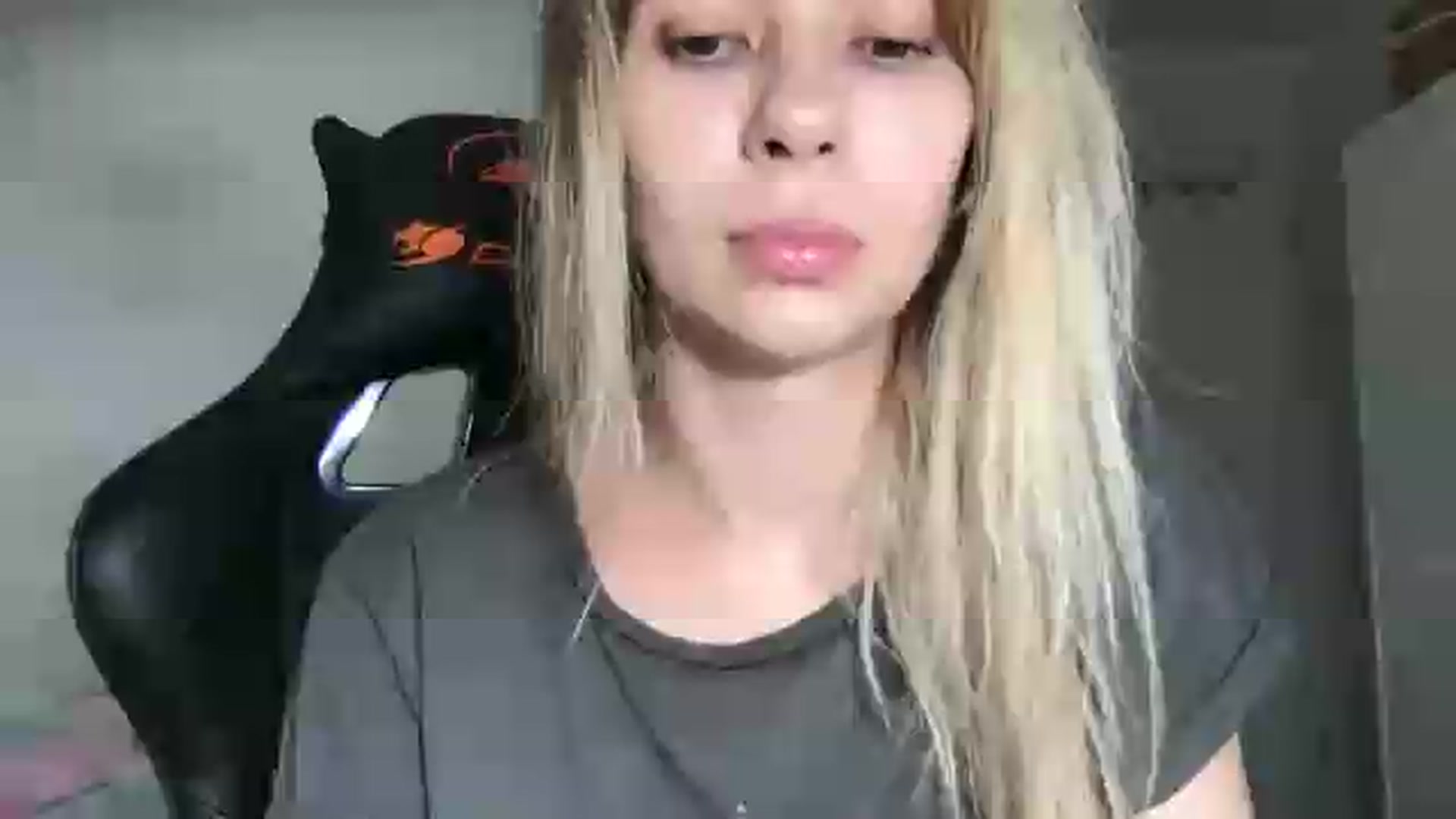 Gallery image thumbnail from neverinmylife's myfreecams stream on, 07/19/2026, 13:44 image 19 of 20