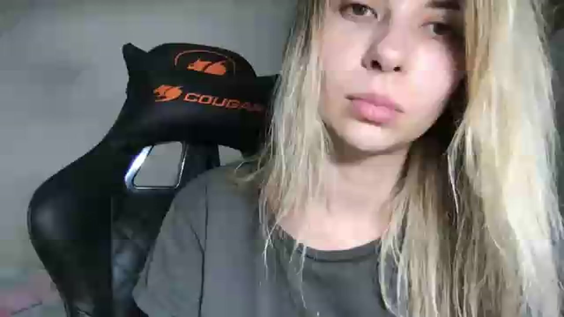 Gallery image thumbnail from neverinmylife's myfreecams stream on, 07/19/2026, 14:06 image 1 of 20
