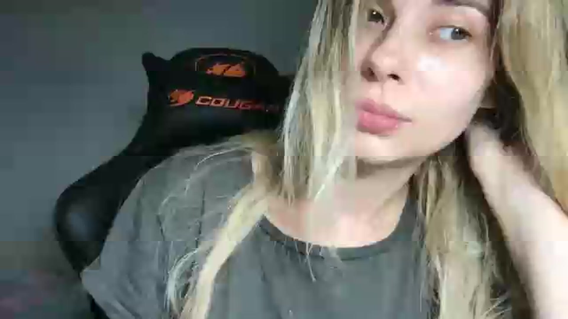 Gallery image thumbnail from neverinmylife's myfreecams stream on, 07/19/2026, 14:42 image 1 of 20