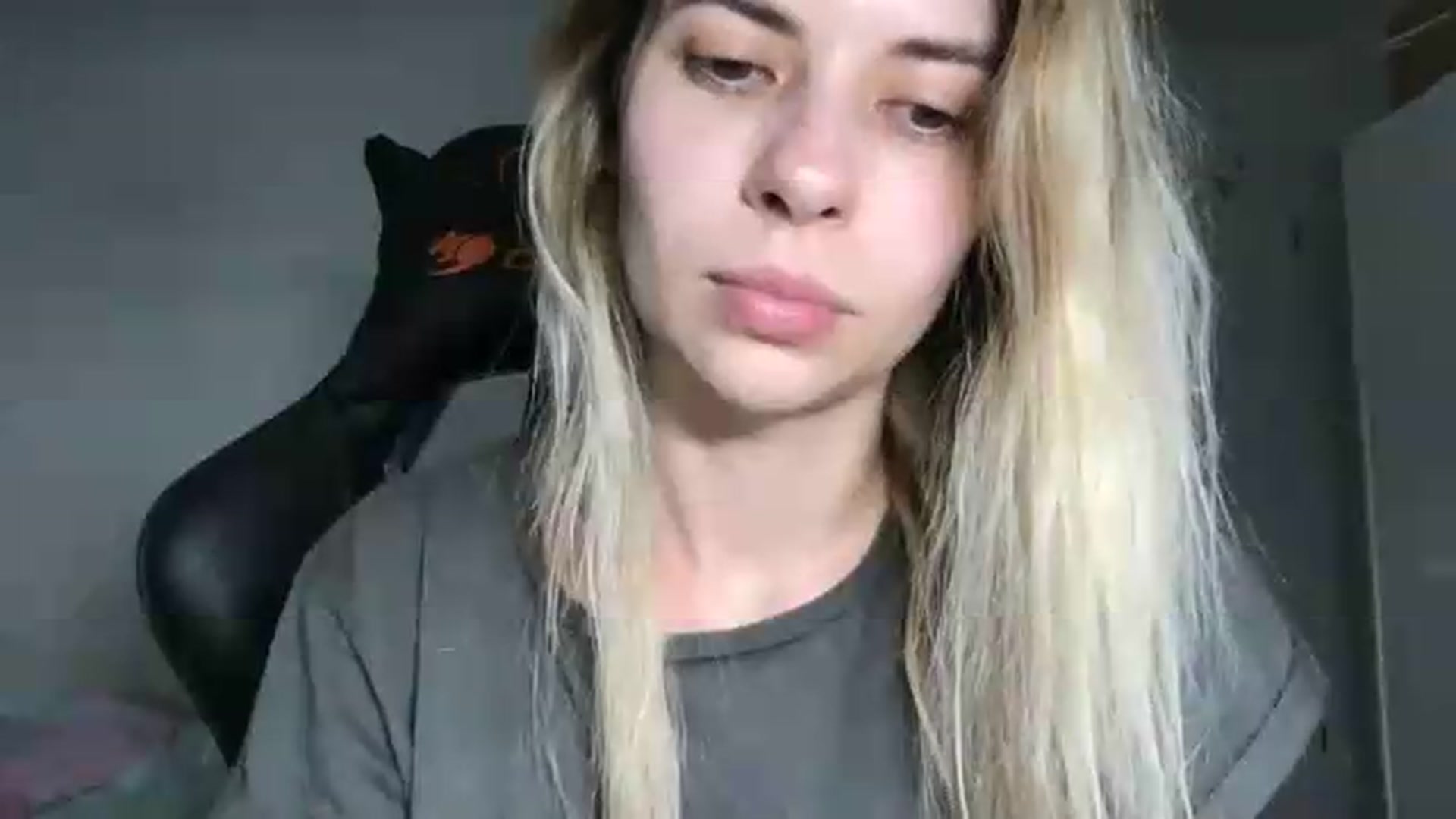 Gallery image thumbnail from neverinmylife's myfreecams stream on, 07/19/2026, 14:42 image 12 of 20