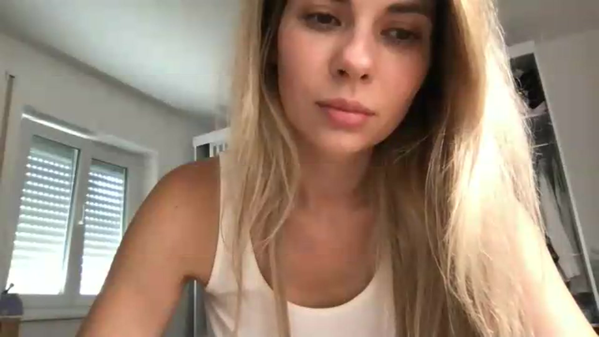 Gallery image thumbnail from neverinmylife's myfreecams stream on, 07/22/2026, 12:57 image 8 of 20