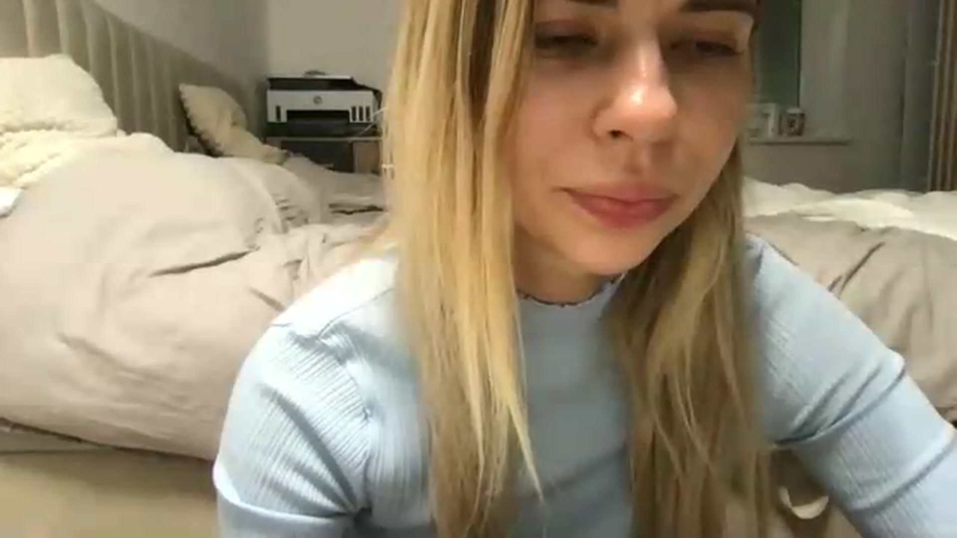Gallery image thumbnail from neverinmylife's myfreecams stream on, 07/30/2026, 10:39 image 18 of 20