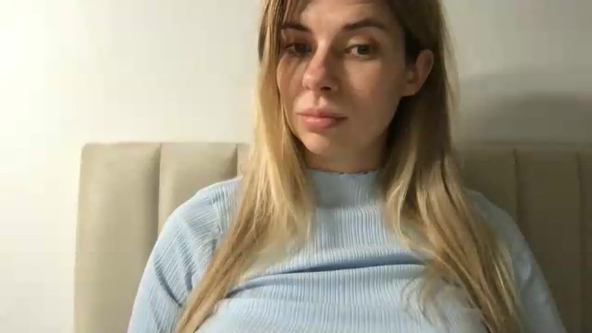 Gallery image thumbnail from neverinmylife's myfreecams stream on, 07/30/2026, 10:39 image 11 of 20