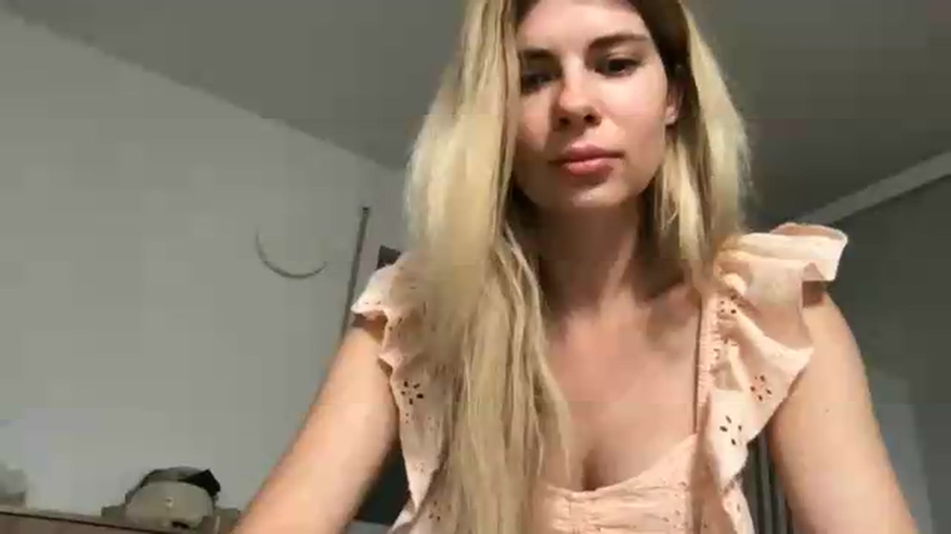 Gallery image thumbnail from neverinmylife's myfreecams stream on, 07/31/2026, 13:35 image 14 of 20