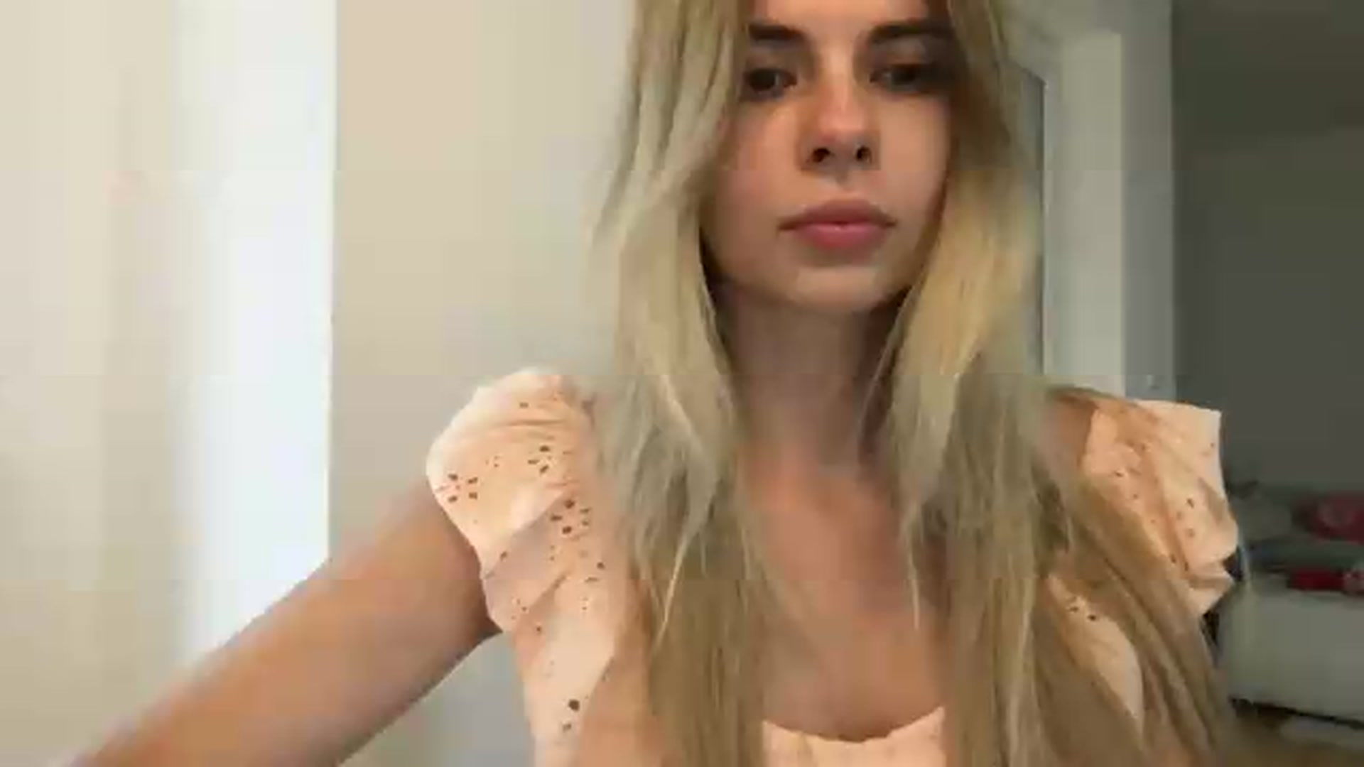 Gallery image thumbnail from neverinmylife's myfreecams stream on, 07/31/2026, 17:46 image 20 of 20