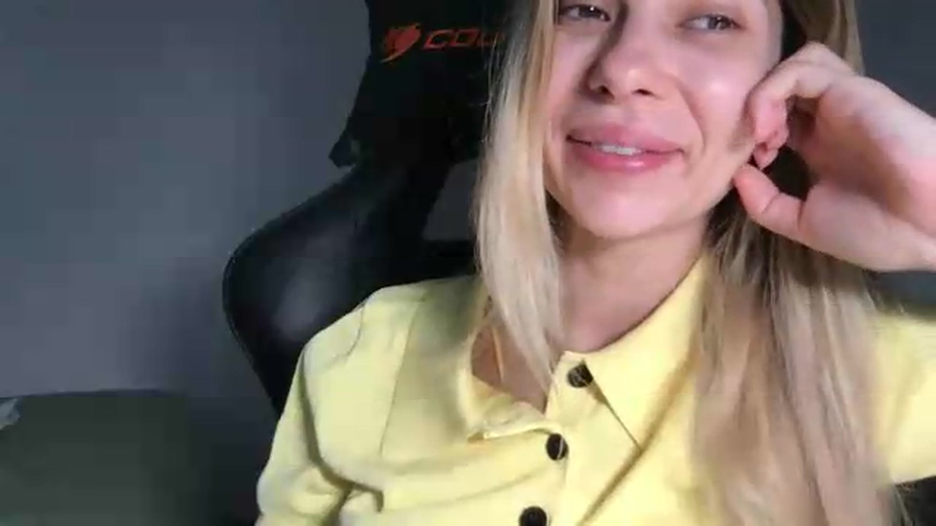Gallery image thumbnail from neverinmylife's myfreecams stream on, 08/03/2026, 12:20 image 12 of 20