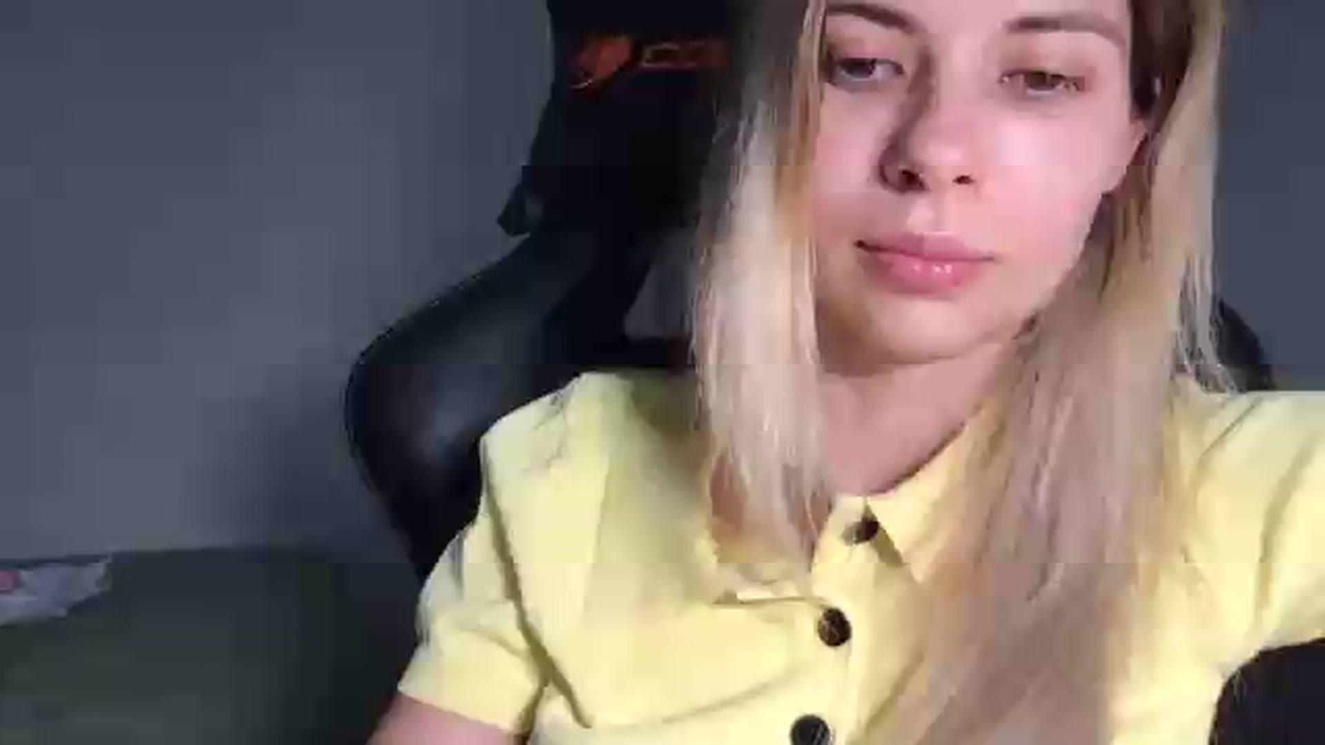 Gallery image thumbnail from neverinmylife's myfreecams stream on, 08/03/2026, 12:20 image 1 of 20