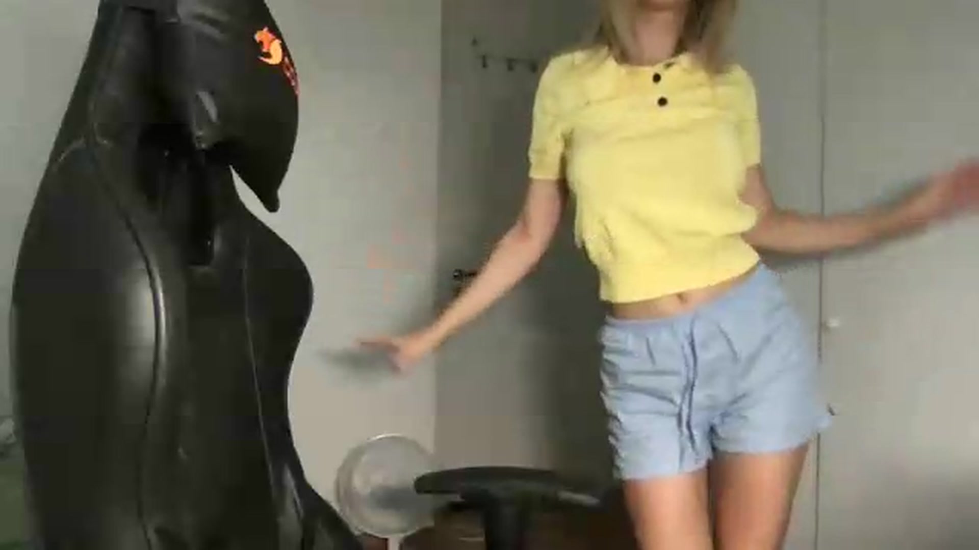 Gallery image thumbnail from neverinmylife's myfreecams stream on, 08/03/2026, 12:20 image 19 of 20