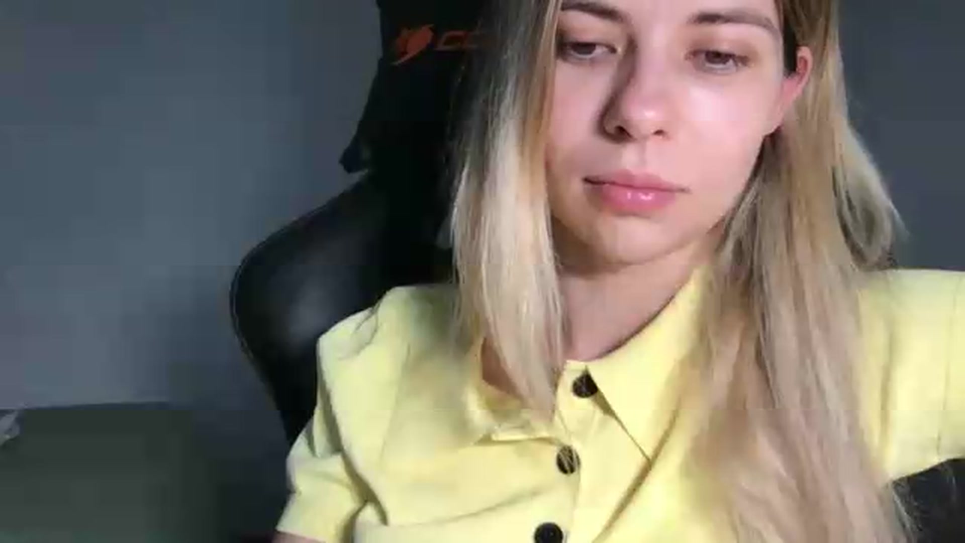 Gallery image thumbnail from neverinmylife's myfreecams stream on, 08/03/2026, 12:20 image 11 of 20