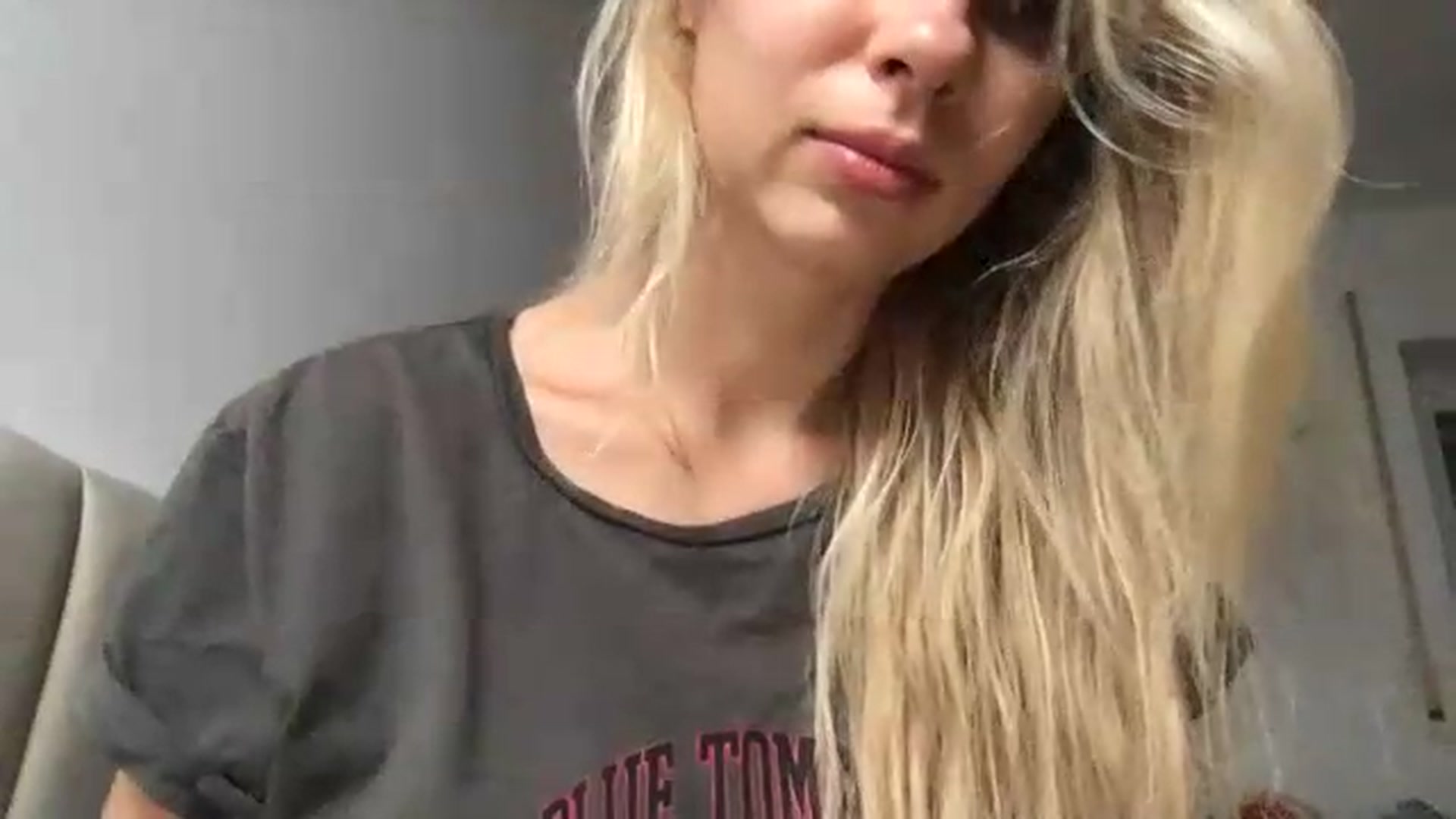 Gallery image thumbnail from neverinmylife's myfreecams stream on, 08/05/2026, 10:46 image 17 of 20
