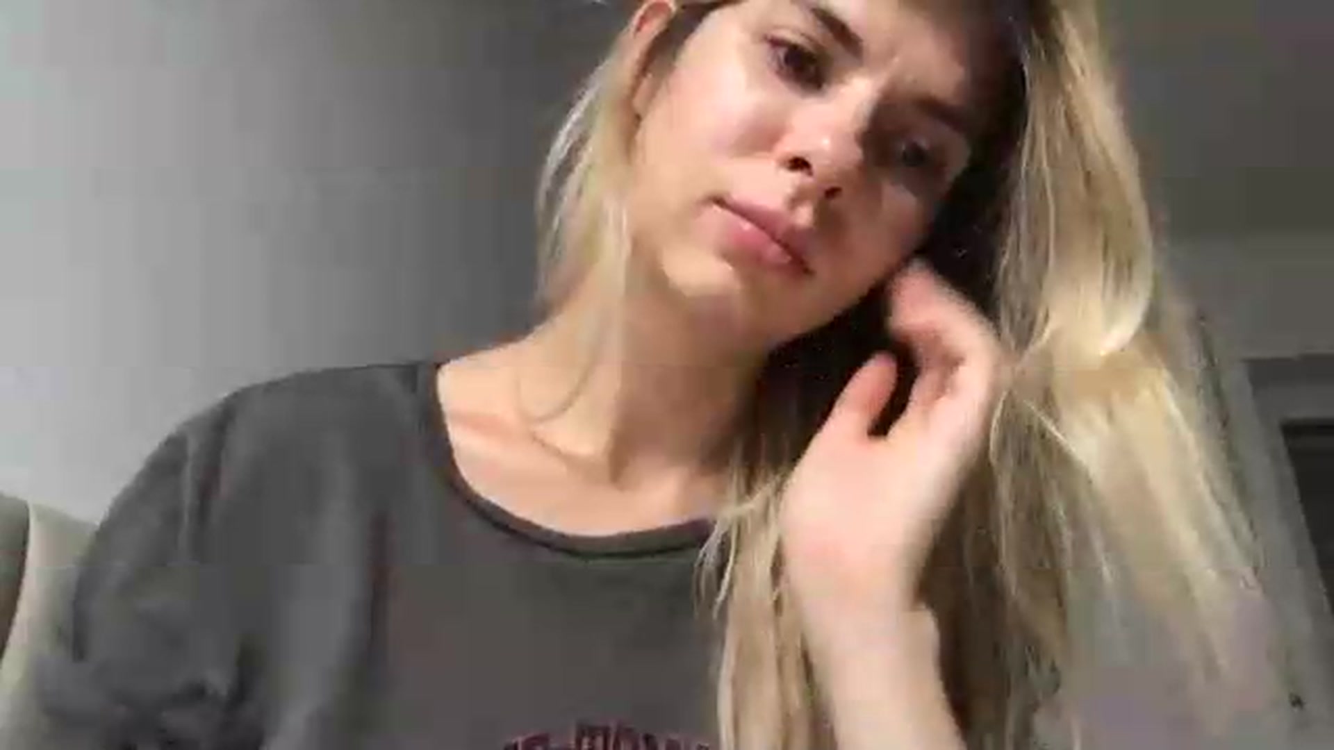 Gallery image thumbnail from neverinmylife's myfreecams stream on, 08/05/2026, 10:46 image 8 of 20