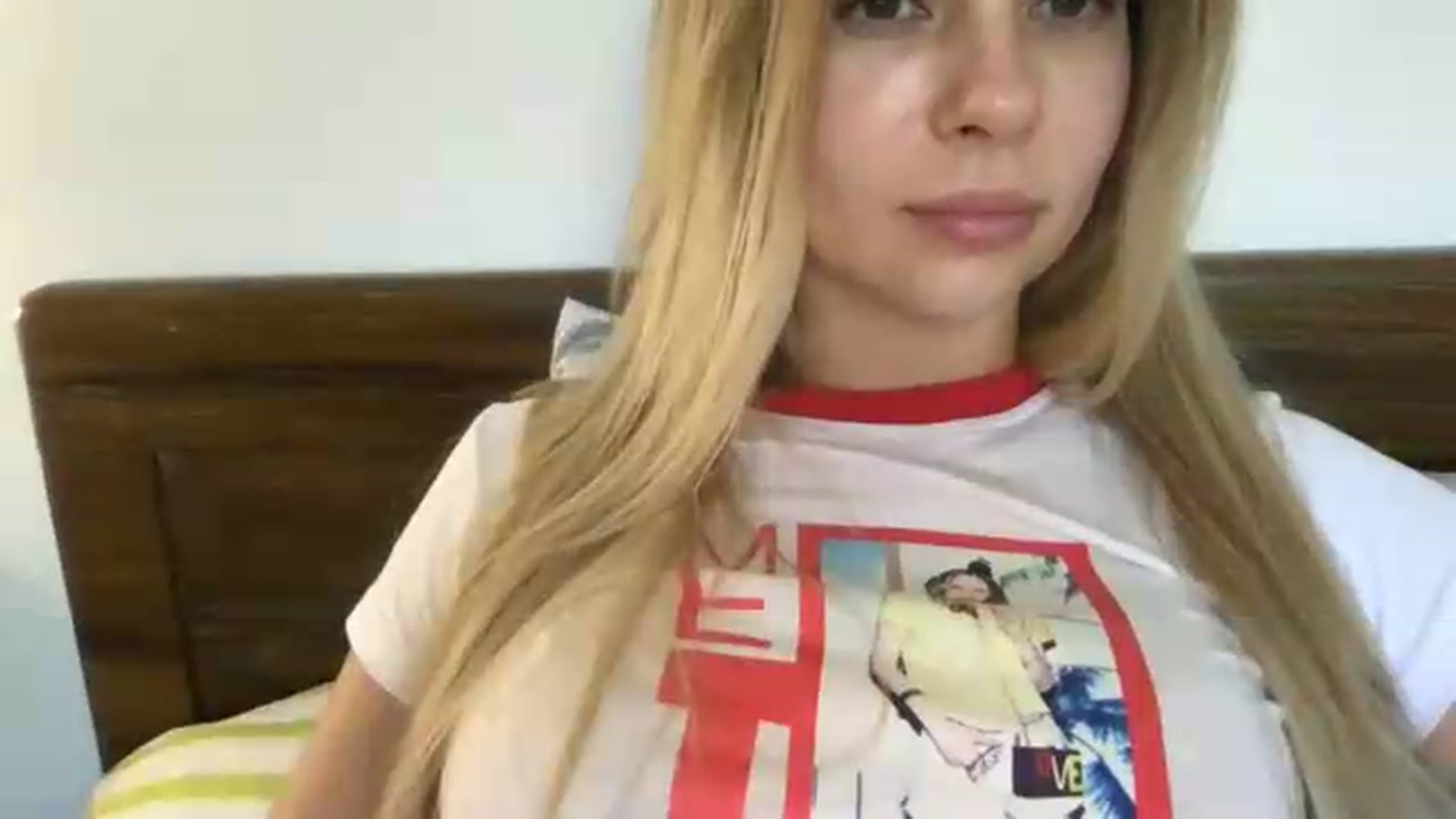 Gallery image thumbnail from neverinmylife's myfreecams stream on, 08/12/2026, 10:28 image 5 of 20