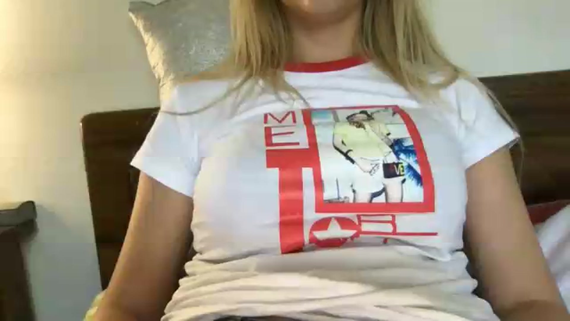 Gallery image thumbnail from neverinmylife's myfreecams stream on, 08/12/2026, 11:19 image 8 of 20