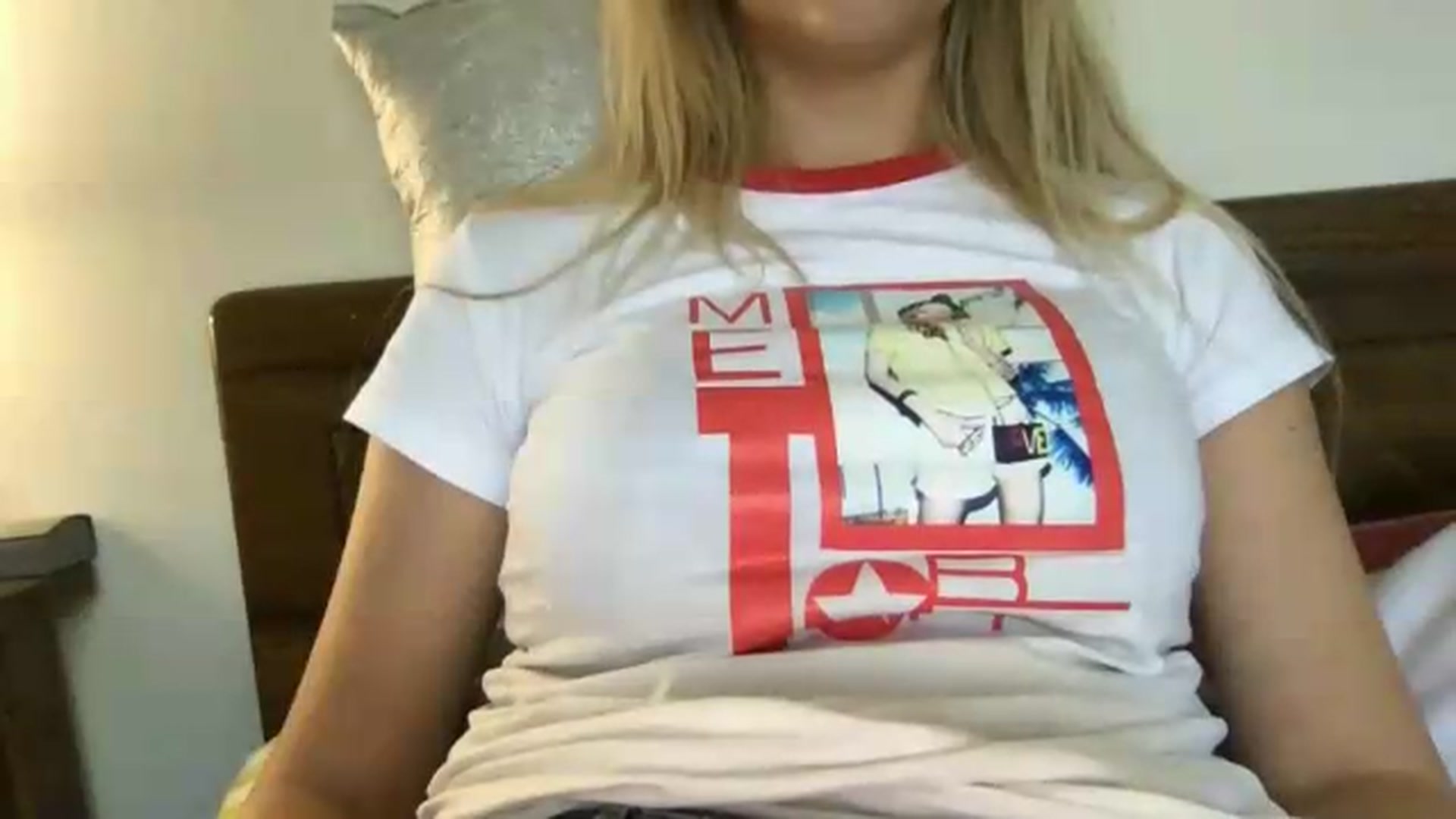 Gallery image thumbnail from neverinmylife's myfreecams stream on, 08/12/2026, 11:19 image 9 of 20