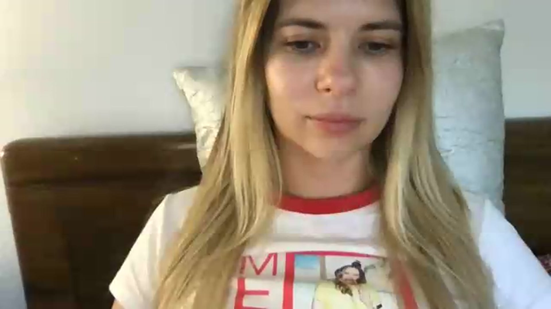 Gallery image thumbnail from neverinmylife's myfreecams stream on, 08/12/2026, 13:27 image 9 of 20