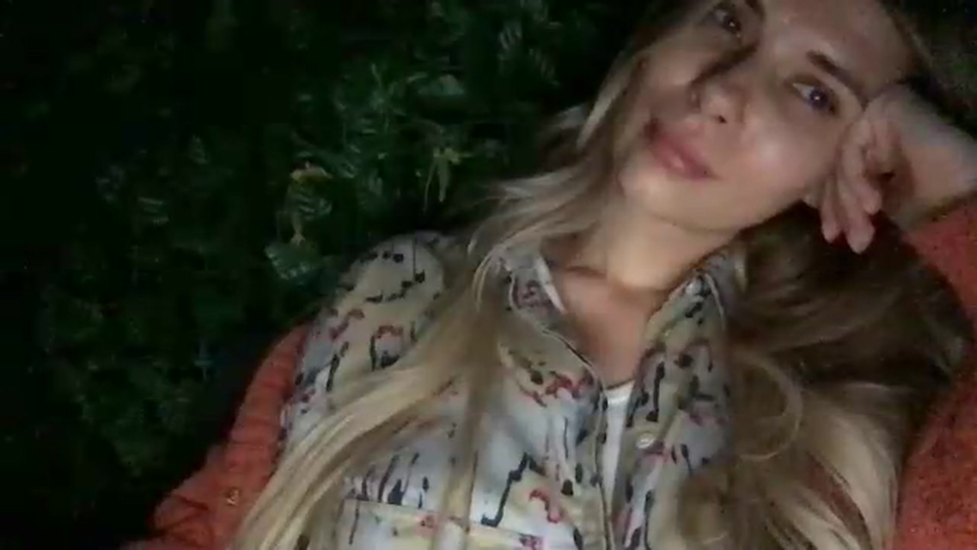 Gallery image thumbnail from neverinmylife's myfreecams stream on, 08/13/2026, 18:49 image 12 of 20