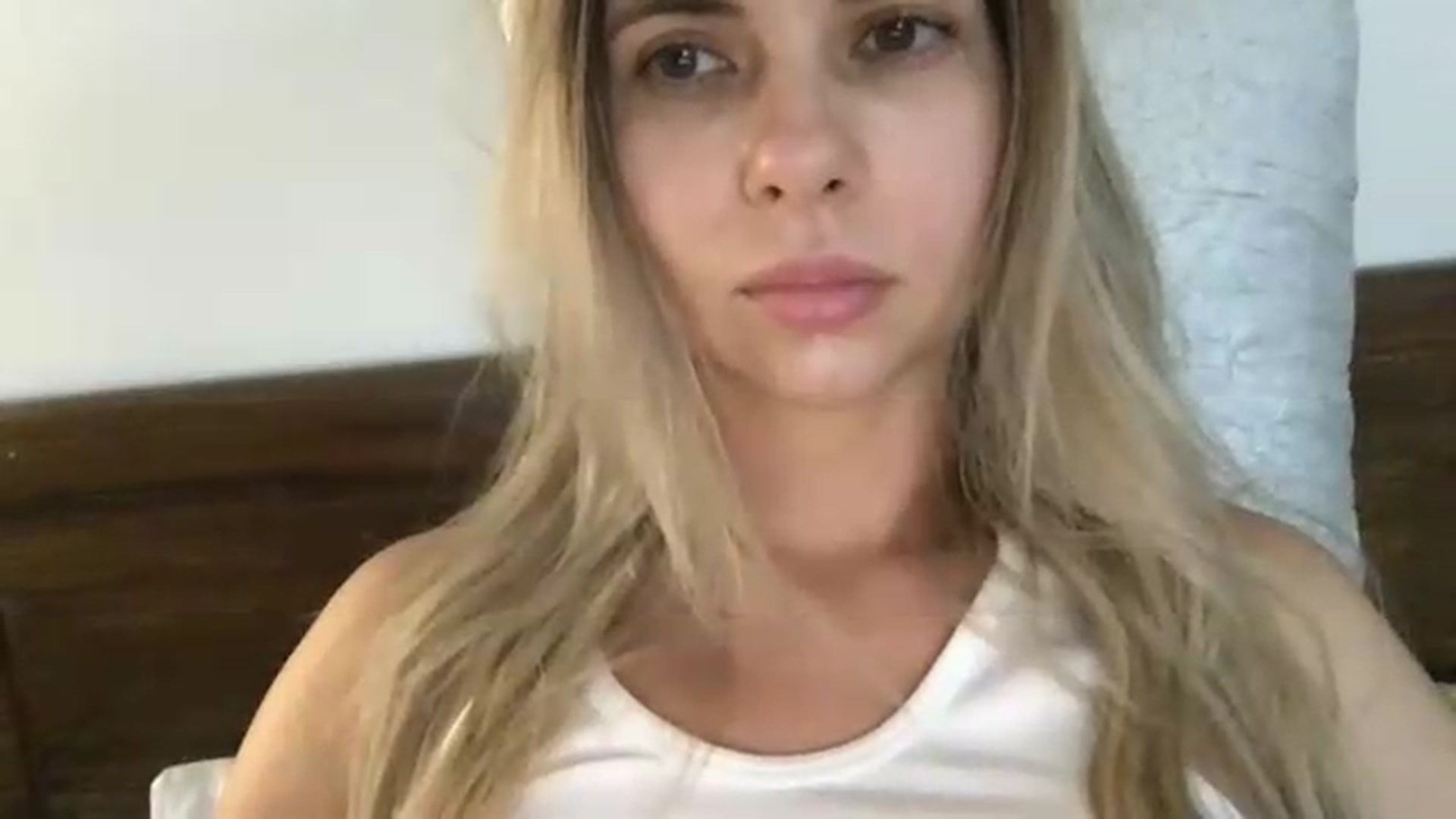 Gallery image thumbnail from neverinmylife's myfreecams stream on, 08/15/2026, 10:54 image 9 of 20