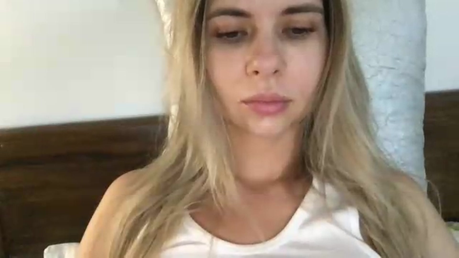 Gallery image thumbnail from neverinmylife's myfreecams stream on, 08/15/2026, 10:54 image 14 of 20