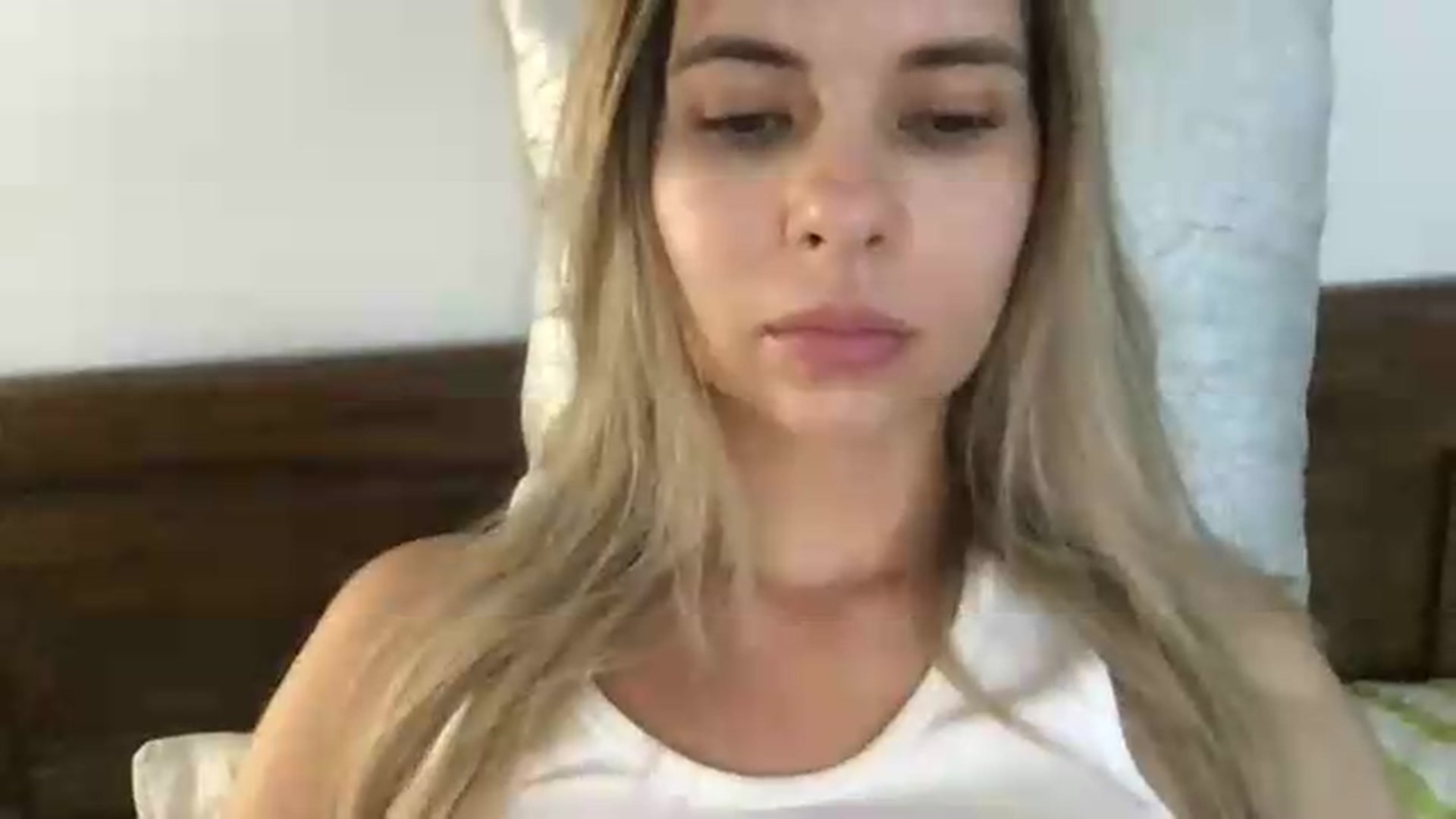 Gallery image thumbnail from neverinmylife's myfreecams stream on, 08/15/2026, 11:10 image 20 of 20