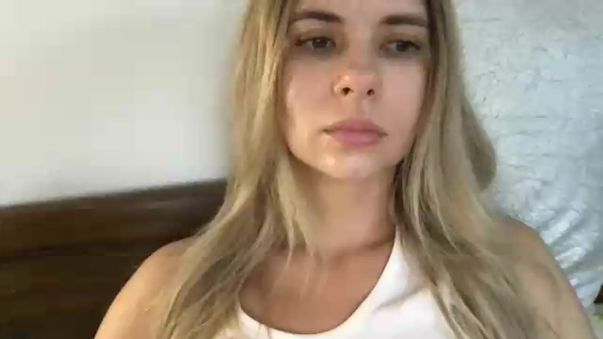 Gallery image thumbnail from neverinmylife's myfreecams stream on, 08/15/2026, 12:19 image 8 of 20