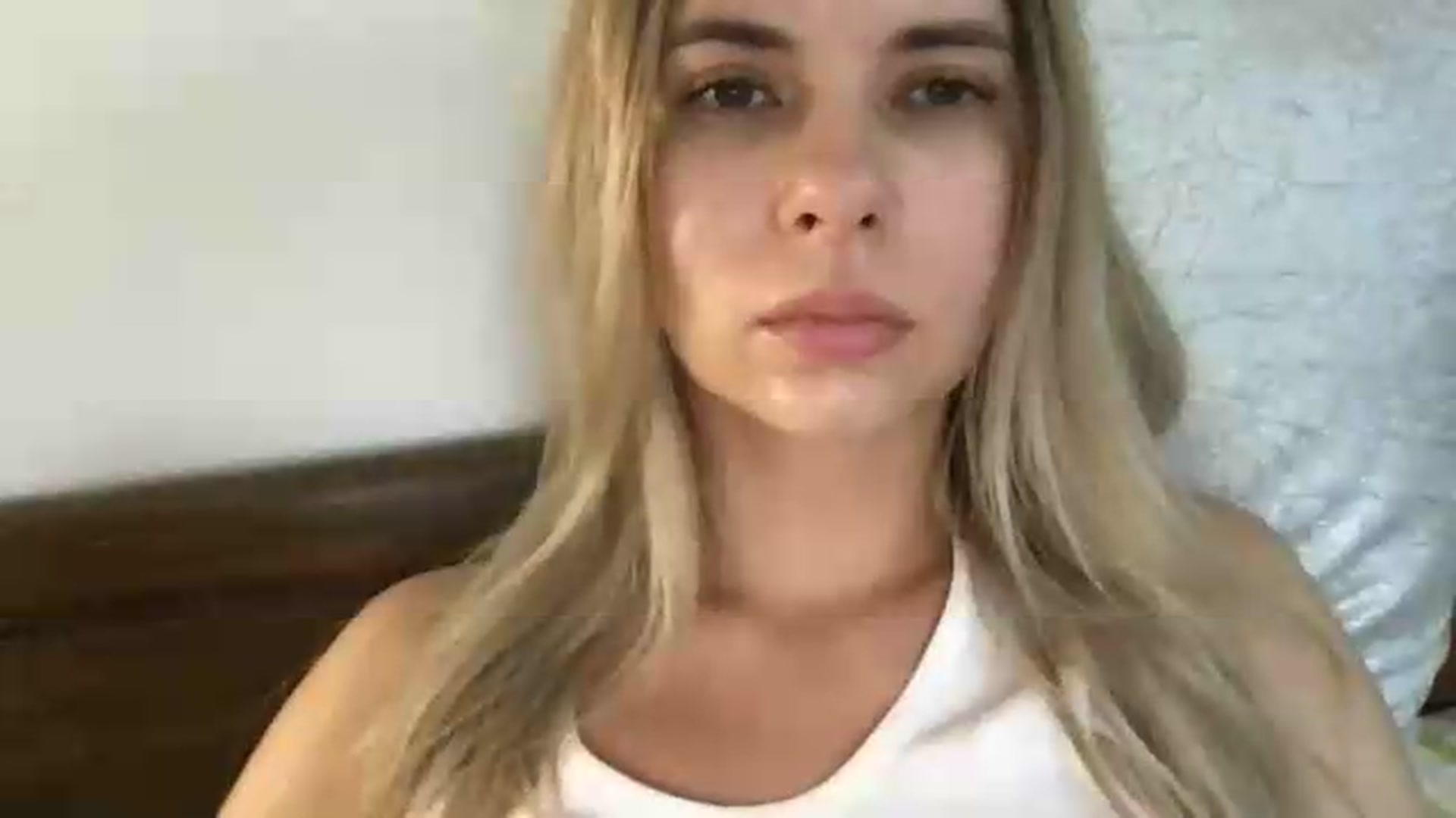 Gallery image thumbnail from neverinmylife's myfreecams stream on, 08/15/2026, 12:19 image 14 of 20