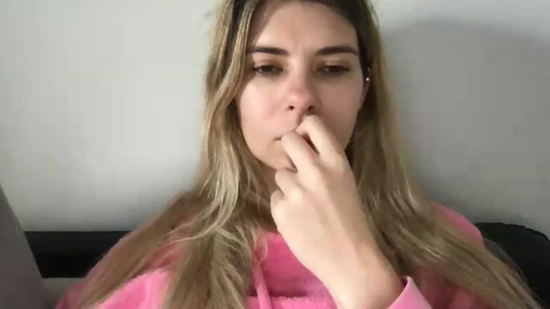 Gallery image thumbnail from neverinmylife's myfreecams stream on, 08/23/2026, 11:10 image 8 of 20