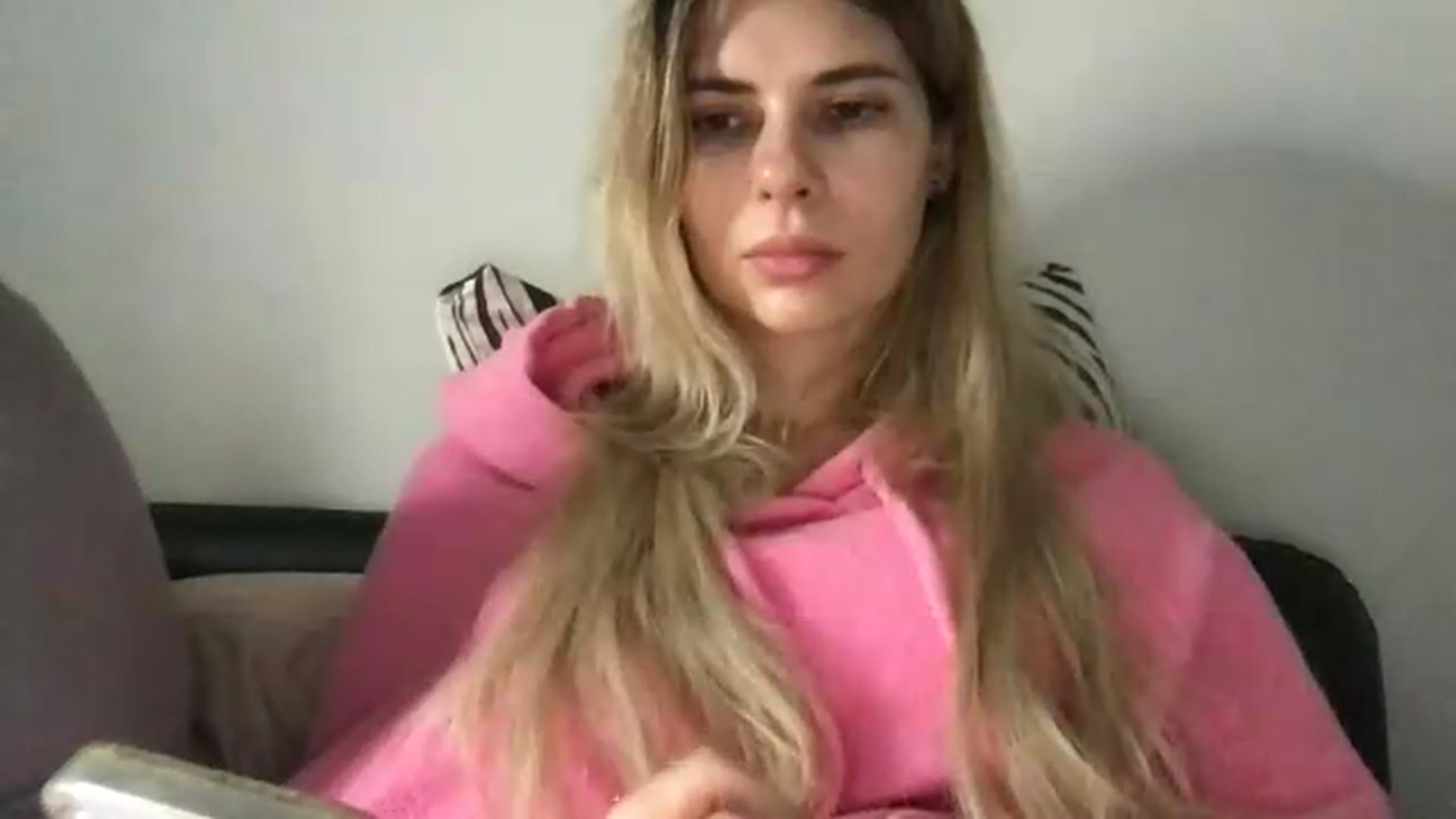 Gallery image thumbnail from neverinmylife's myfreecams stream on, 08/23/2026, 13:34 image 2 of 20