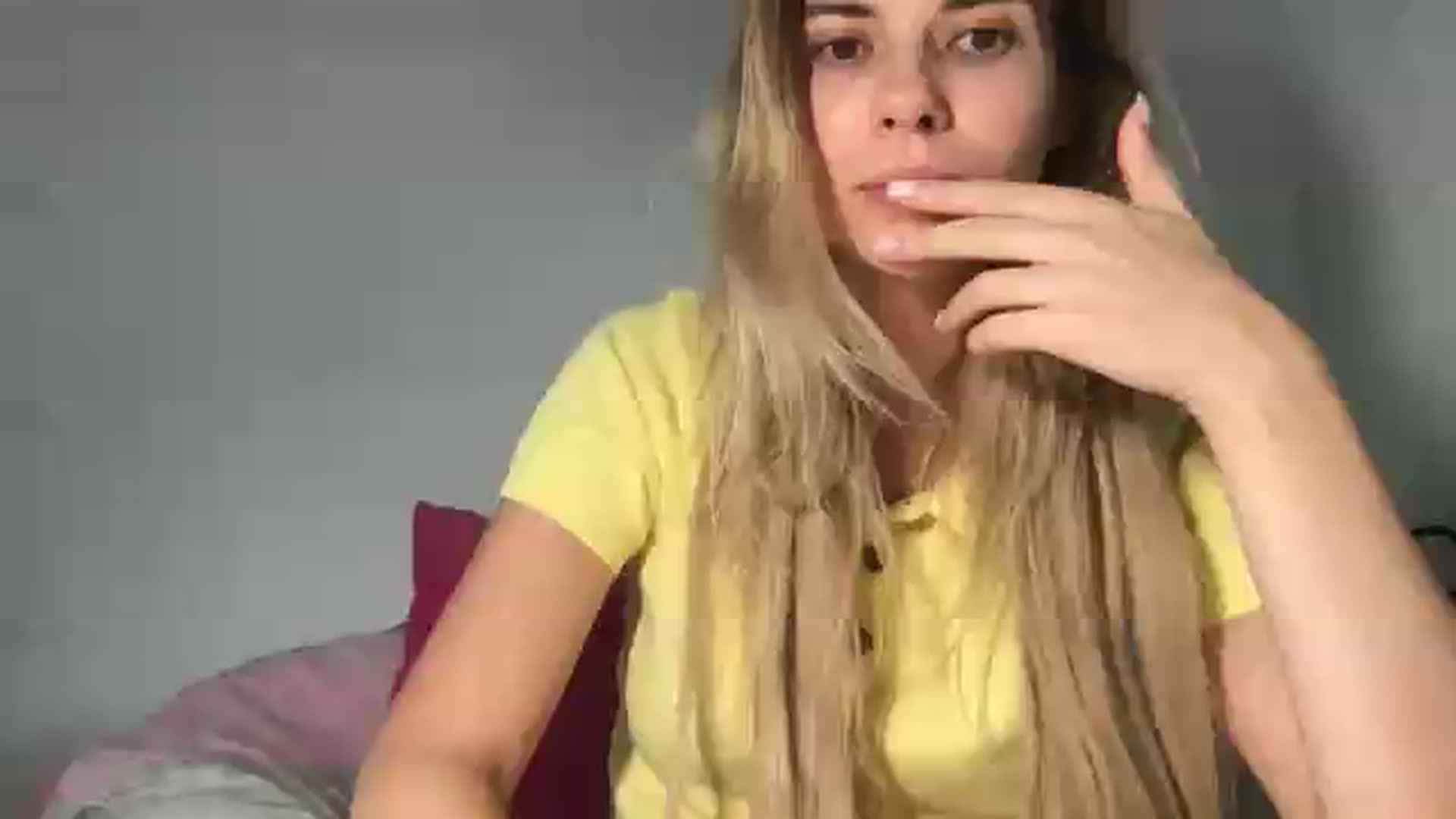 Gallery image thumbnail from neverinmylife's myfreecams stream on, 08/28/2026, 18:22 image 1 of 20