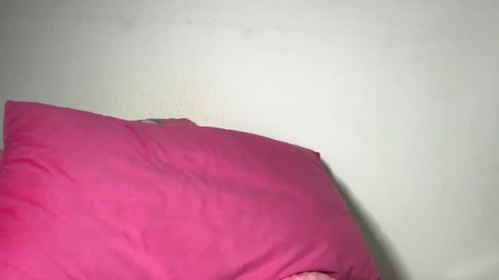 Gallery image thumbnail from neverinmylife's myfreecams stream on, 08/28/2026, 18:22 image 16 of 20
