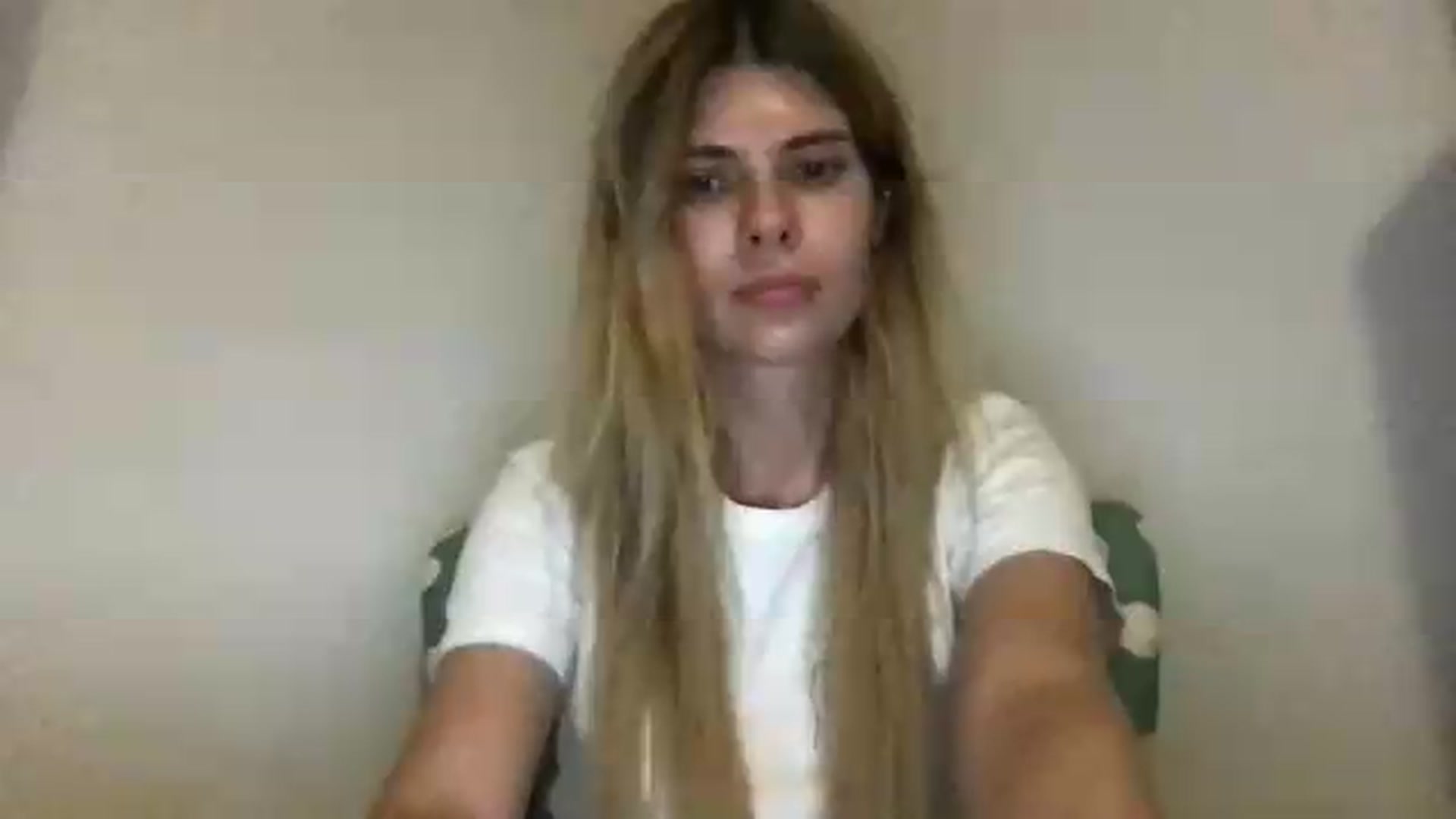 Gallery image thumbnail from neverinmylife's myfreecams stream on, 08/29/2026, 18:25 image 17 of 20