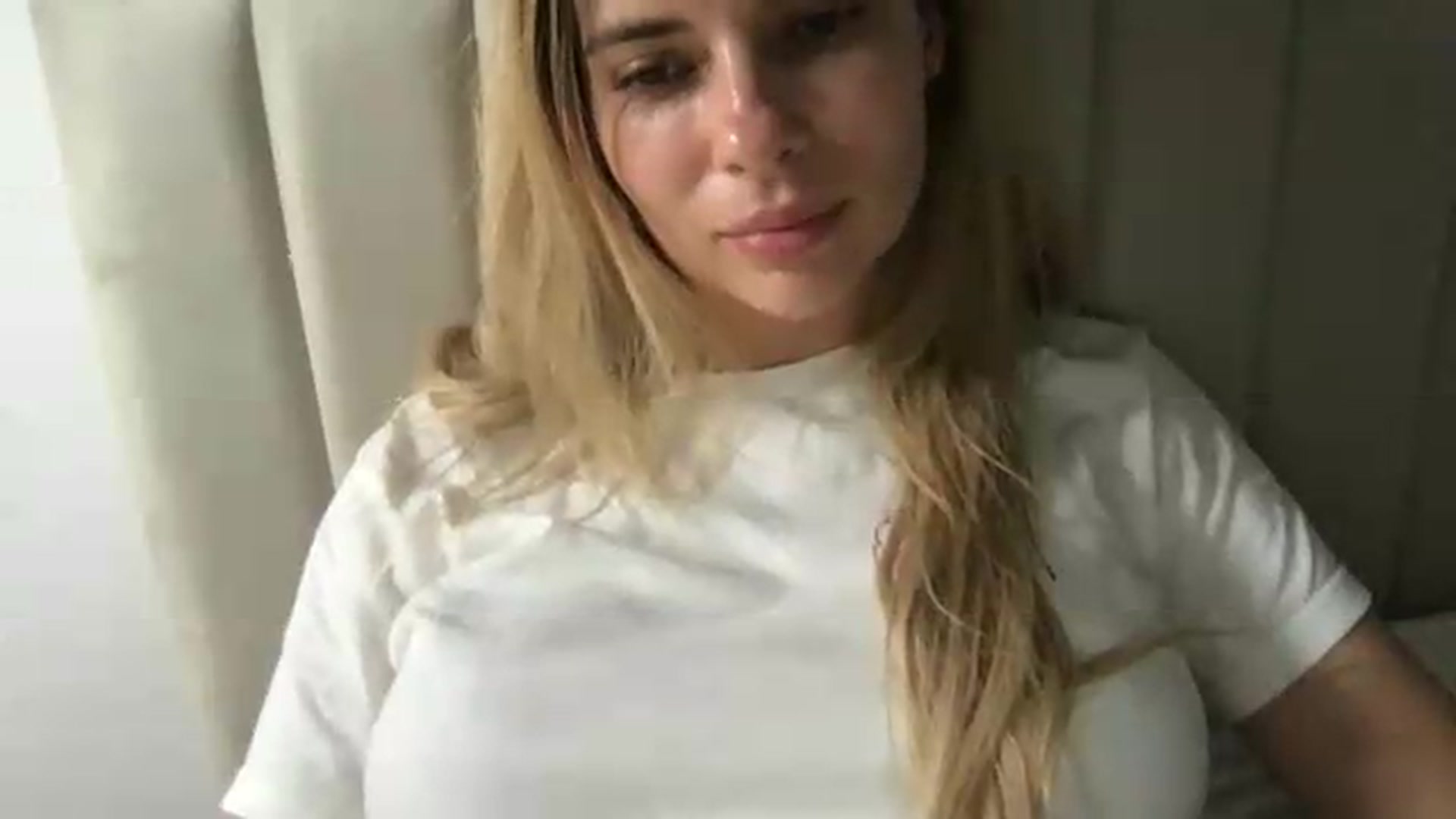 Gallery image thumbnail from neverinmylife's myfreecams stream on, 08/31/2026, 15:54 image 3 of 20
