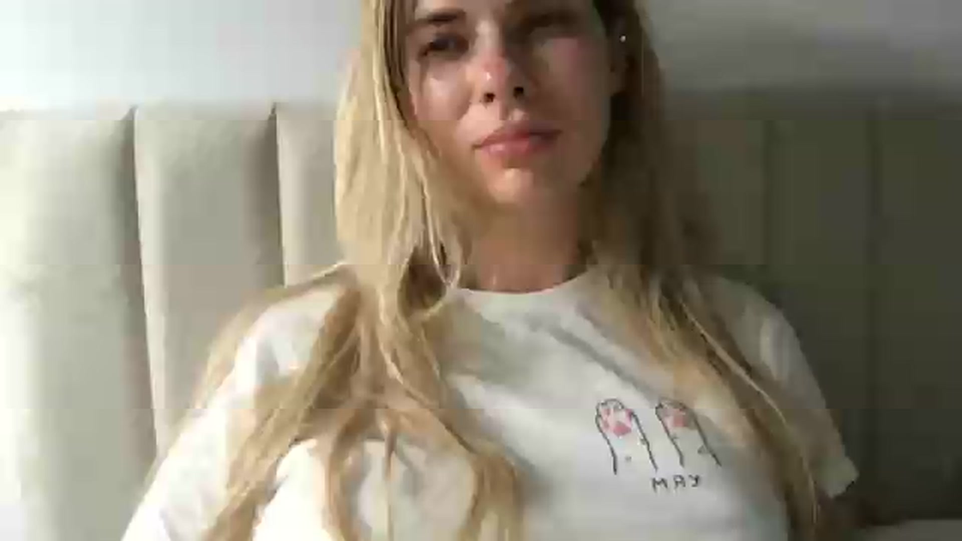 Gallery image thumbnail from neverinmylife's myfreecams stream on, 08/31/2026, 16:17 image 4 of 20