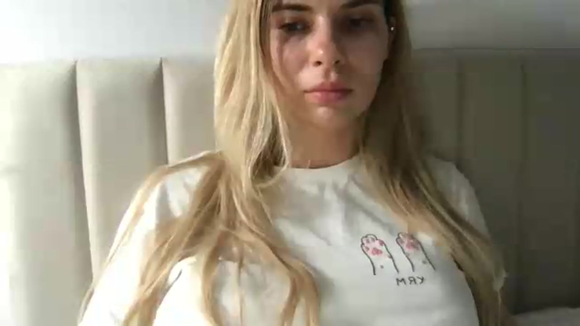 Gallery image thumbnail from neverinmylife's myfreecams stream on, 08/31/2026, 16:17 image 5 of 20