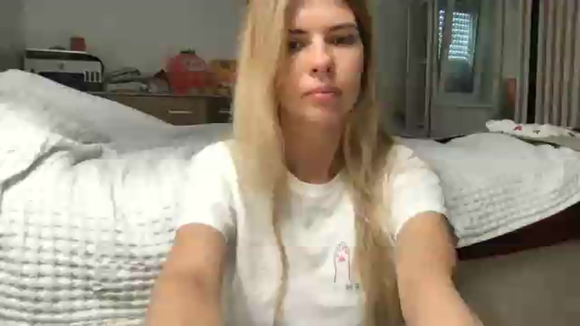 Gallery image thumbnail from neverinmylife's myfreecams stream on, 09/01/2026, 09:37 image 9 of 20