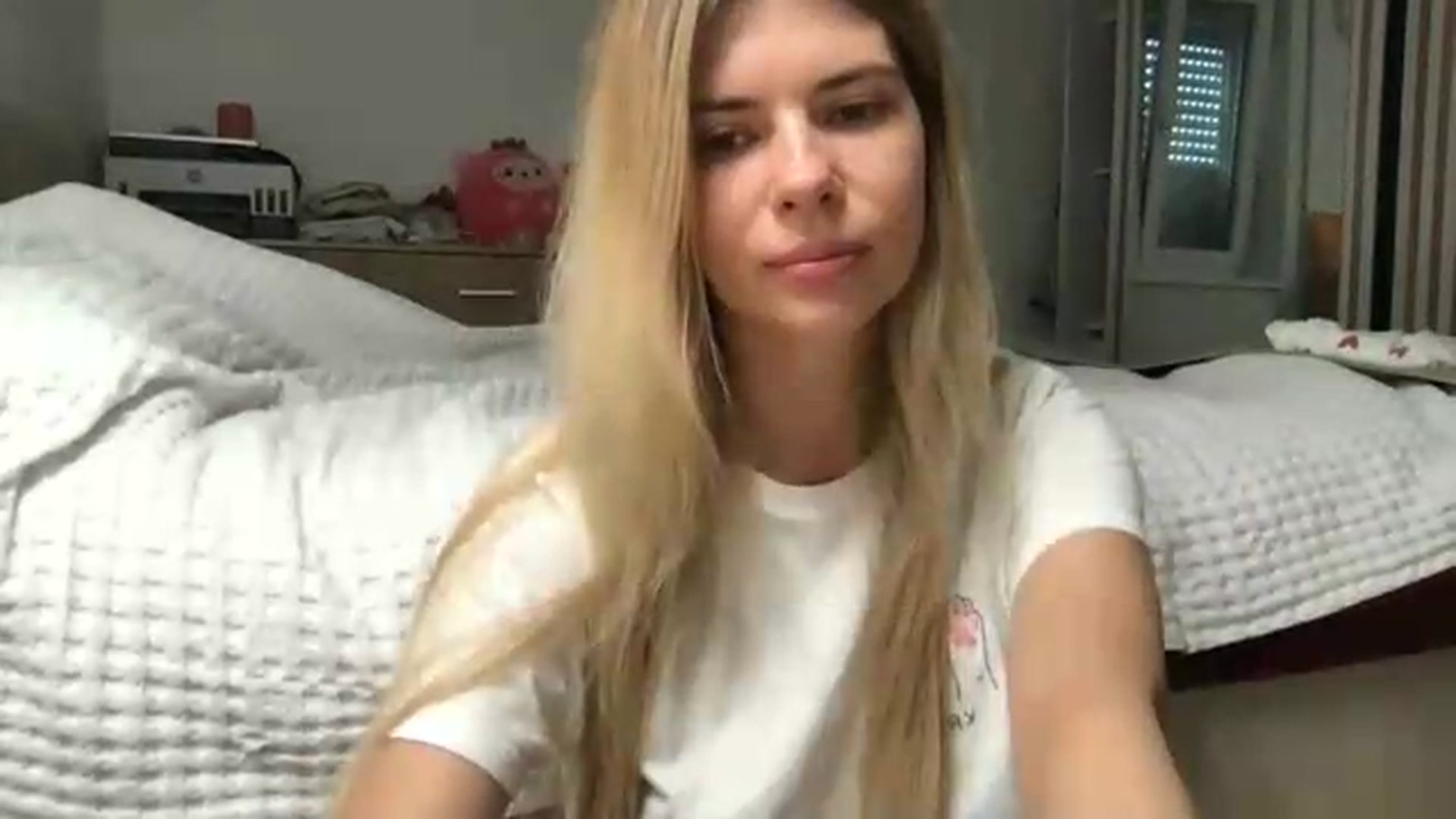 Gallery image thumbnail from neverinmylife's myfreecams stream on, 09/01/2026, 09:37 image 17 of 20
