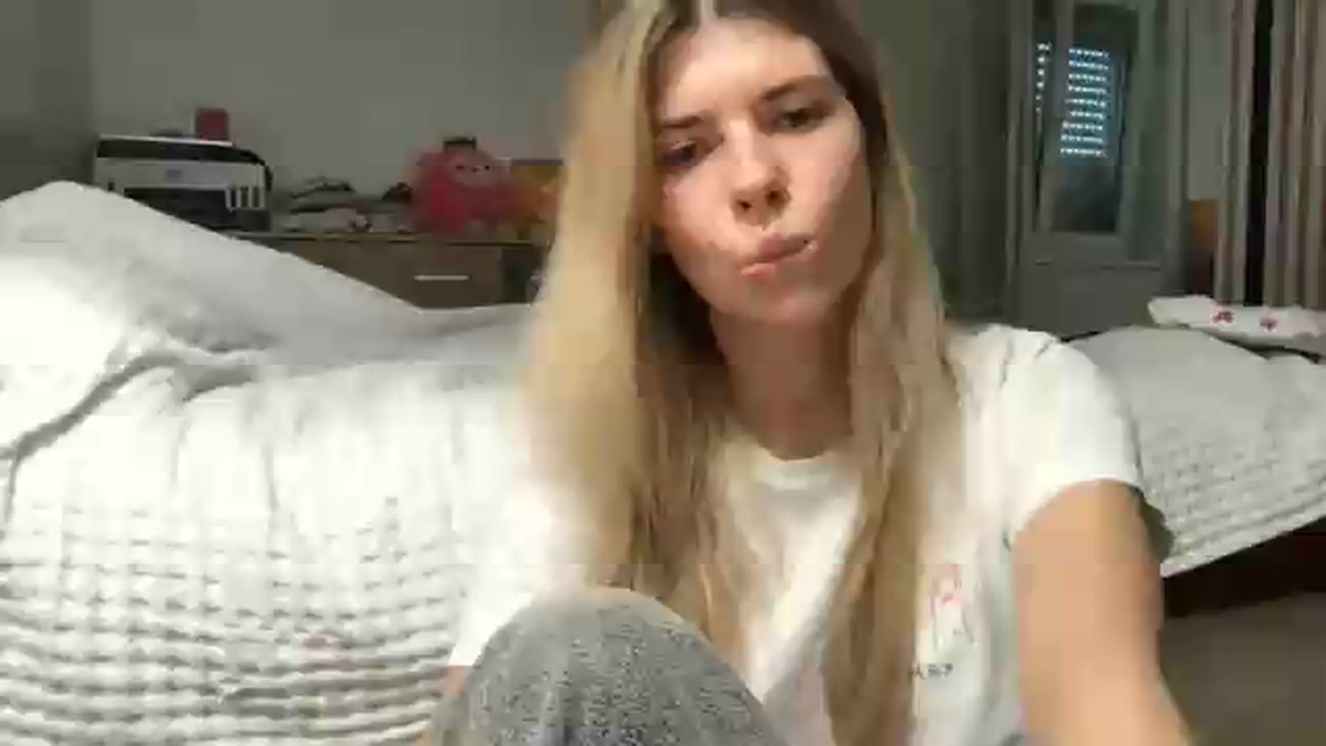 Gallery image thumbnail from neverinmylife's myfreecams stream on, 09/01/2026, 09:37 image 16 of 20